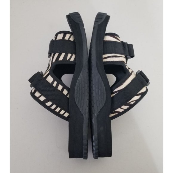 Shaka Chillout Zebra Cowhair Sandals Mens Size 10 43 EUC main image 5
